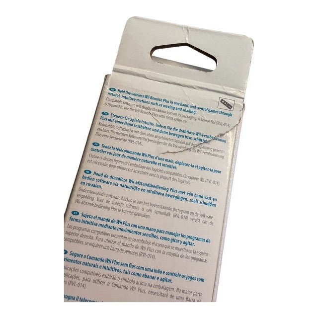 Nintendo Official Wii / Wii U Remote Plus - Luigi Edition - Gamesellers.nl