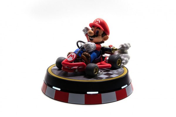 Super Mario: Mario Kart Collector&#39;s Edition PVC Statue - Gamesellers.nl