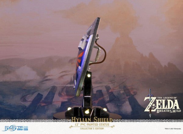 The Legend of Zelda: Breath of the Wild - Hylian Shield PVC Statue Collector&#39;s Edition - Gamesellers.nl