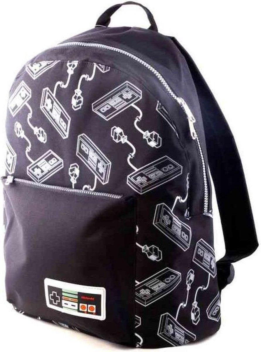NES controller AOP backpack Gamesellers.nl