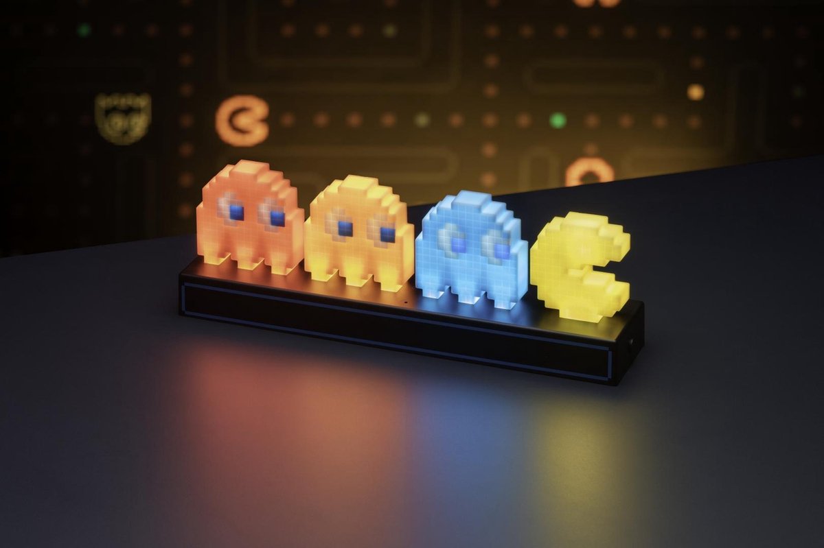 Pac-Man and Ghosts light Gamesellers.nl