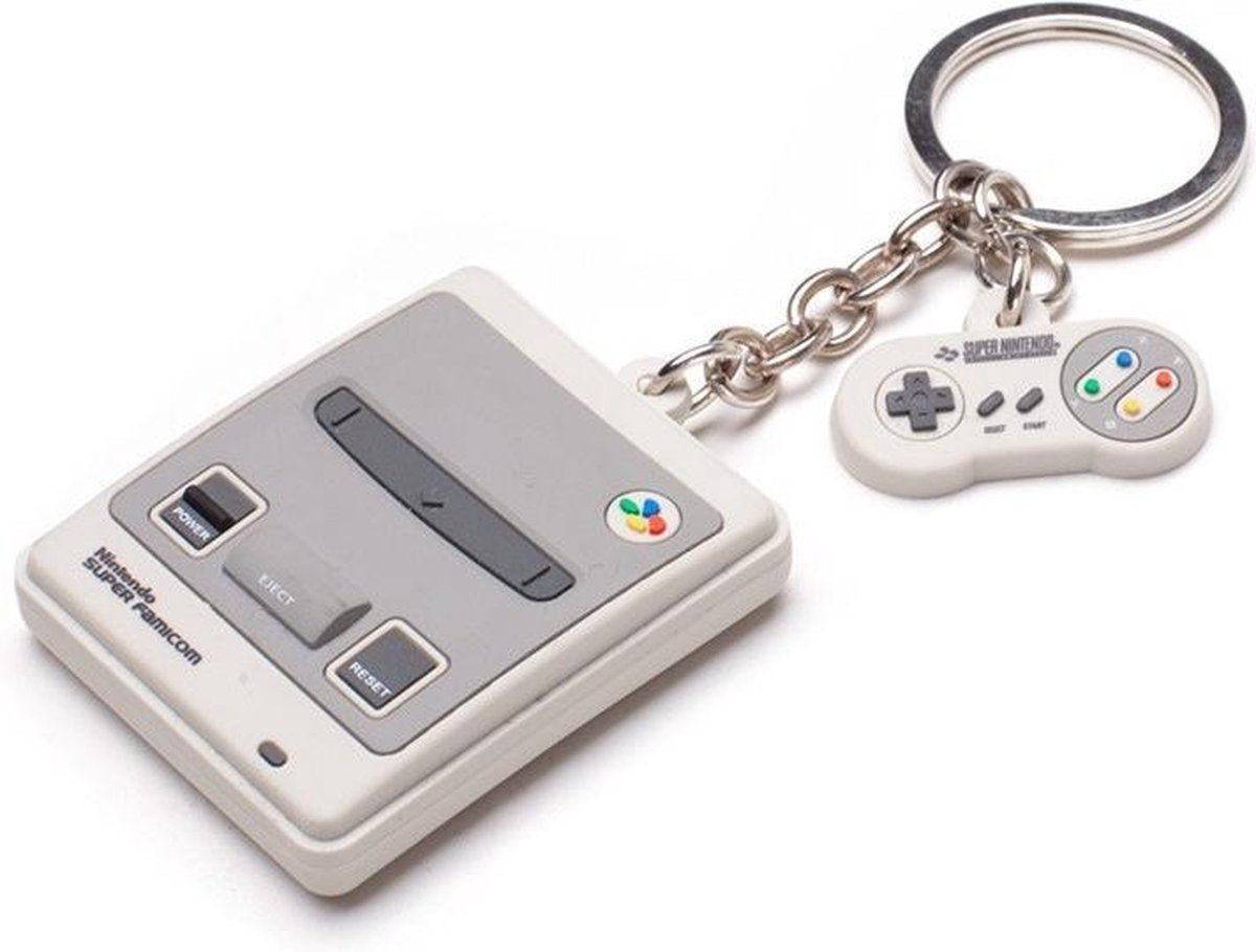 Nintendo SNES 3D Rubber Keychain Gamesellers.nl
